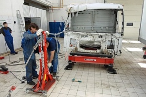 Фото ремонта грузовика